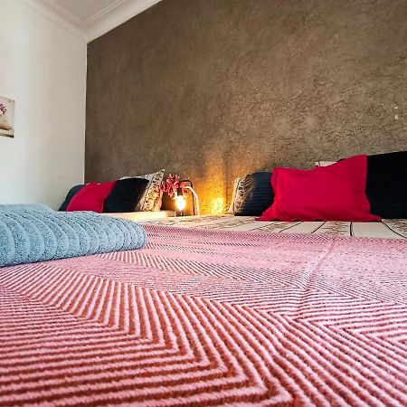 Urquinaona Rooms Barcelona Bagian luar foto