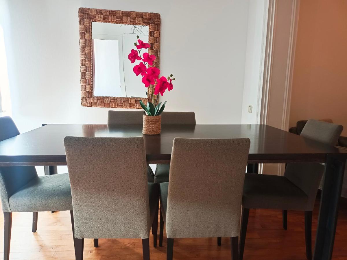 Urquinaona Rooms Barcelona Bagian luar foto