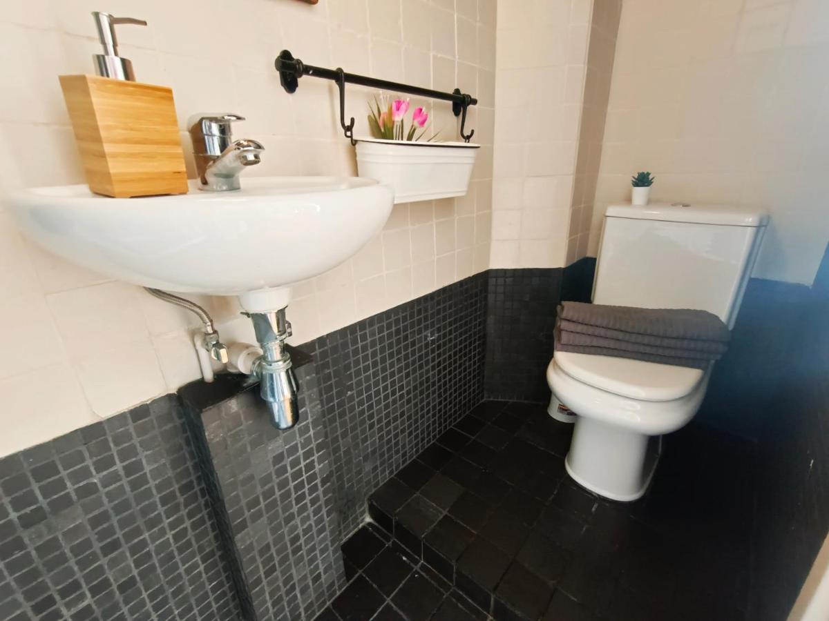 Urquinaona Rooms Barcelona Bagian luar foto